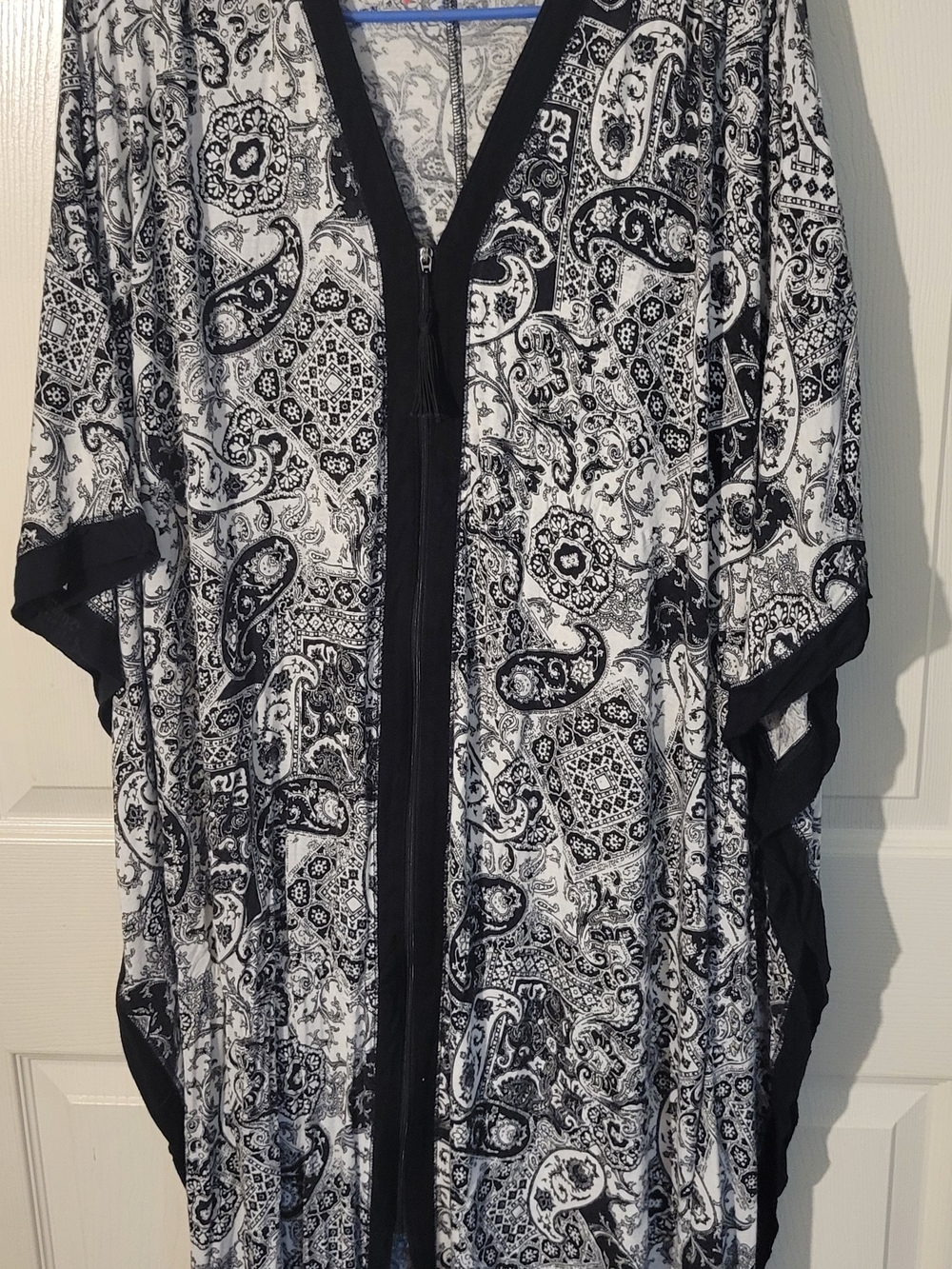 Ellen Tracy 2x Black & White Paisley Kimono Long Cover-Up Black Trim
